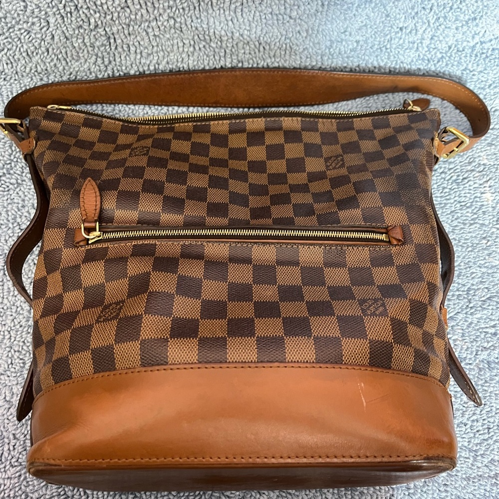 Authentic 🔐 Louis Vuitton Diane Damier Ebene 2014 - Picture 7 of 14